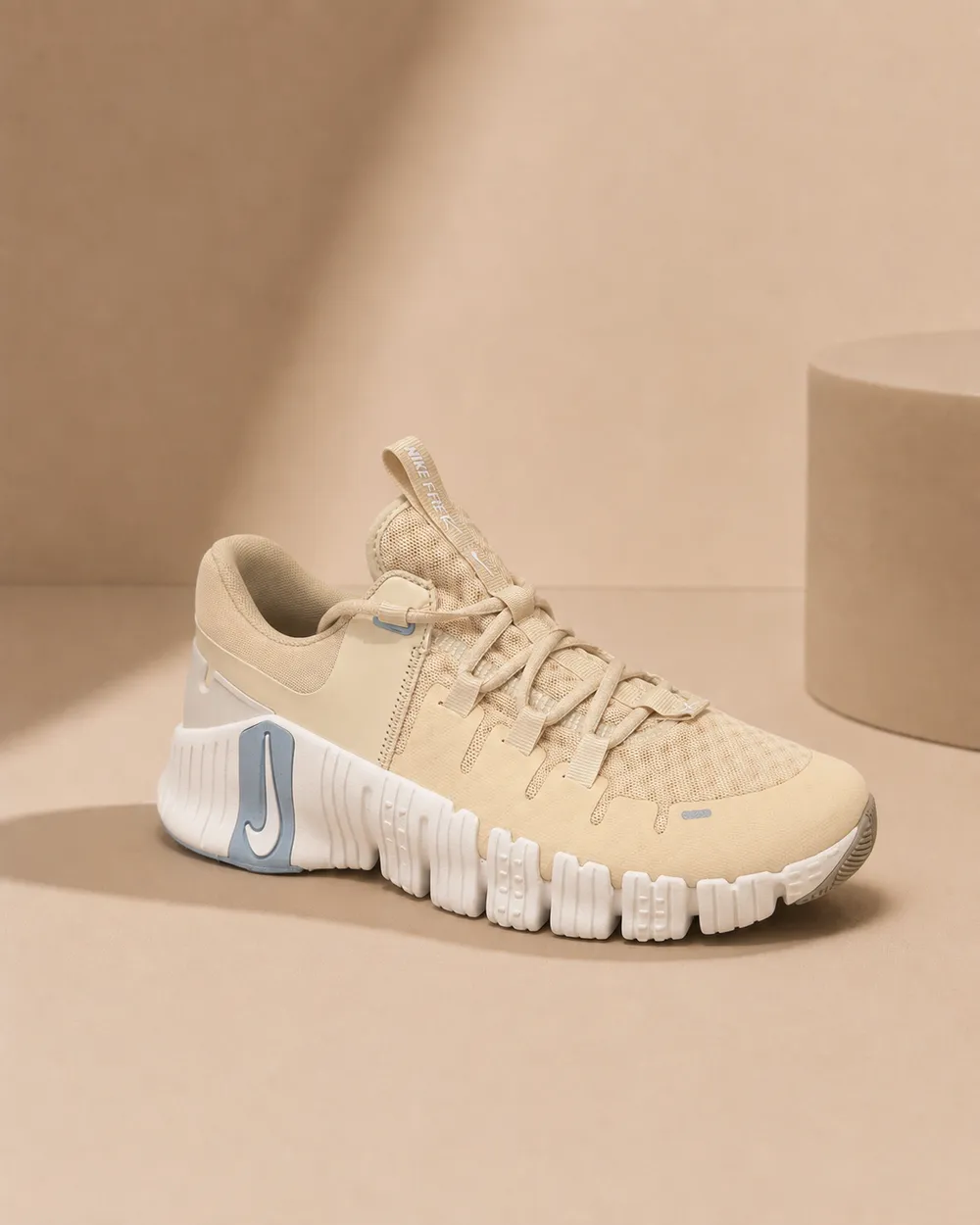 NIKE Free Metcon 5 Sanddrift