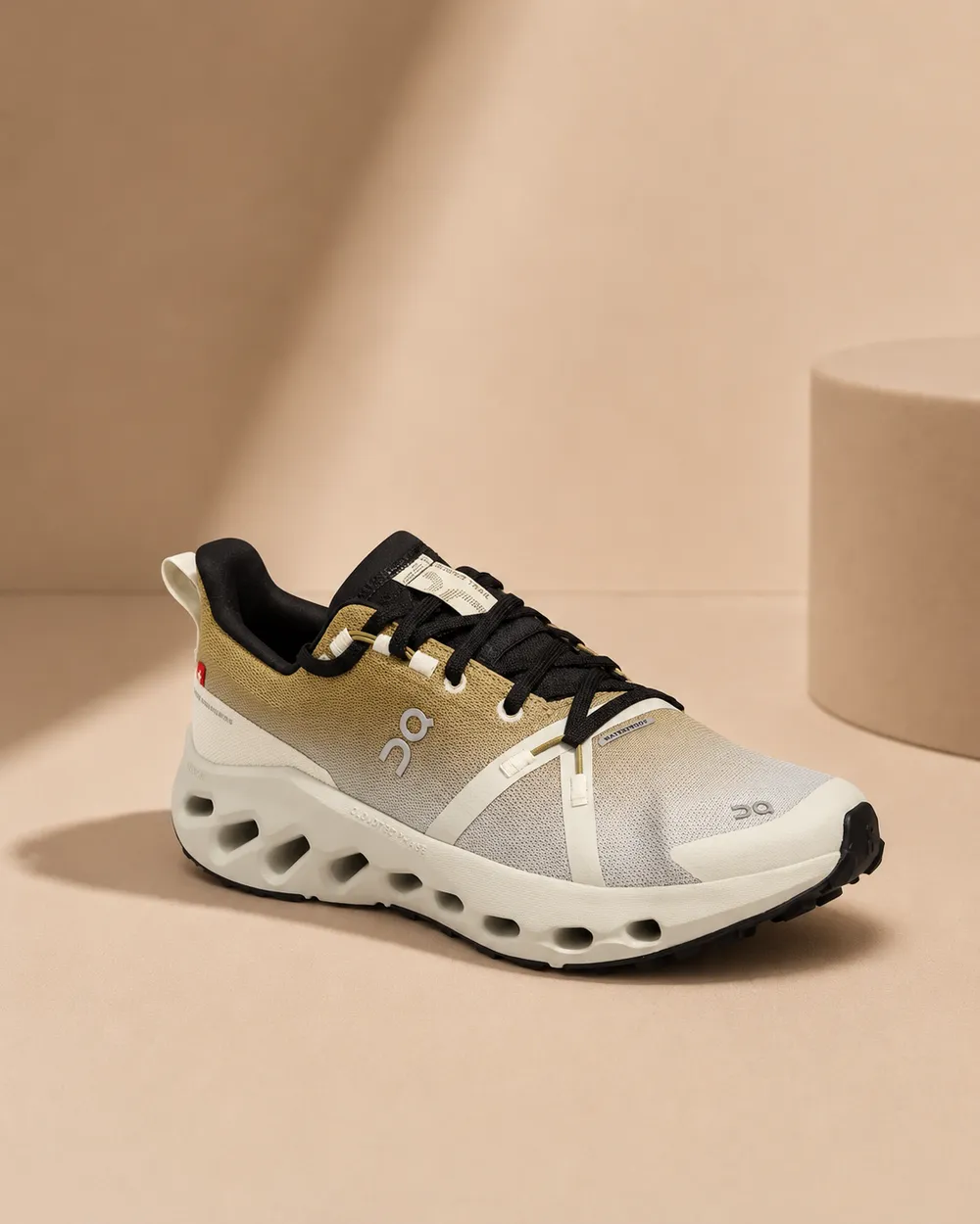 ON CLOUD Running Cloudsurfer Trail Waterproof