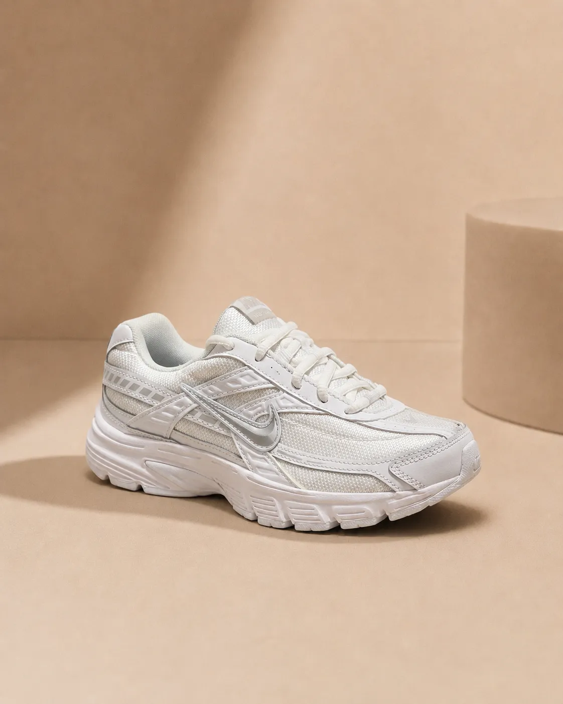 NIKE Initiator